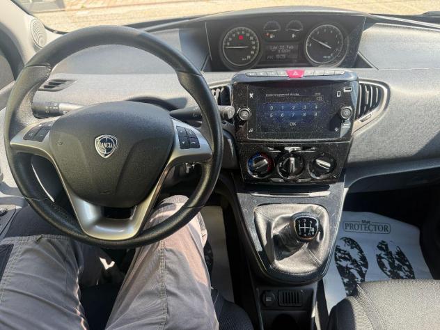 LANCIA - Ypsilon - 1.0 FireFly 5p.S&S Hybryd Gold - Foto 9