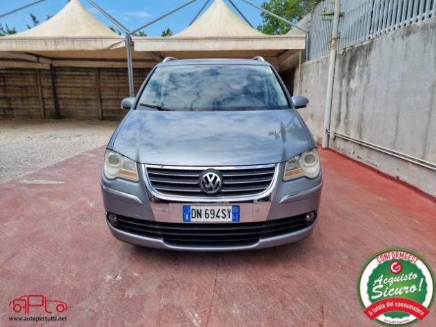 VOLKSWAGEN Touran 2.0 TDI 170CV DPF DSG Highline rif. 16659992 - Foto 2