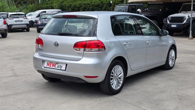 Volkswagen Golf 1.6 TDI DPF 3p. Highline - Foto 6