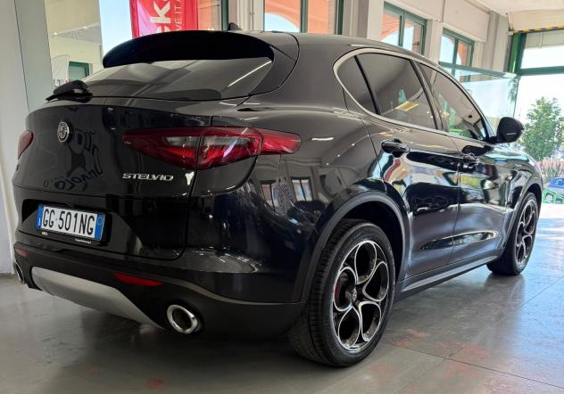 Alfa Romeo Stelvio 2.2 190 CV AT8 Q4 Executive - Foto 4