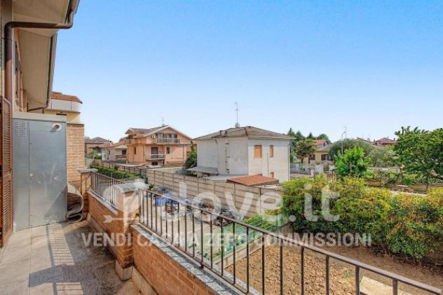 Villetta a schiera di 217 m² con più di 5 locali e box auto in vendita a Pogliano Milanese - Foto 18