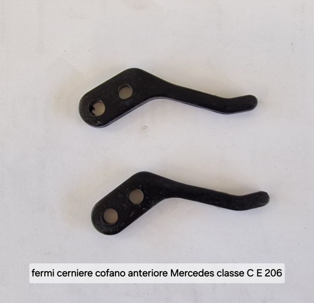 Fermi per cerniere  cofano ant. Mercedes  C 206
