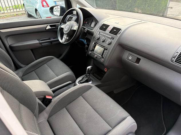 Volkswagen Touran 1.6 TDI DPF DSG Comfortline - Foto 10