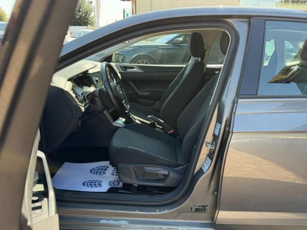 VOLKSWAGEN Polo Business 1.6TDI ComfortlineBlueMotionTech. Neopat. rif. 24066208 - Foto 6