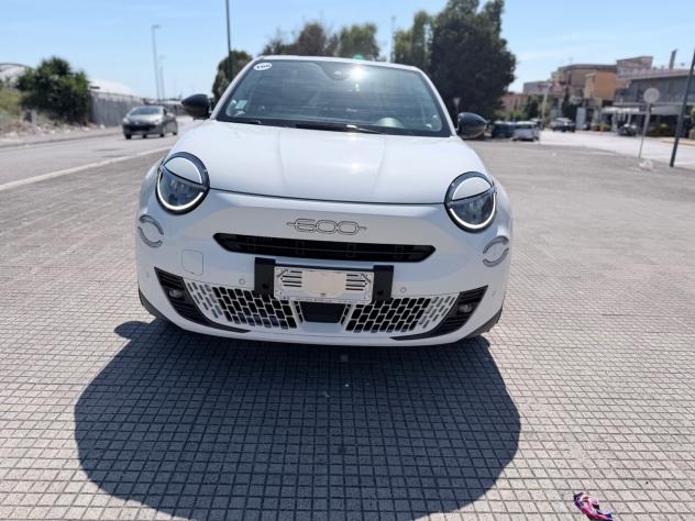 Fiat 600 Hybrid 110 CV DCT MHEV La Prima - Foto 2