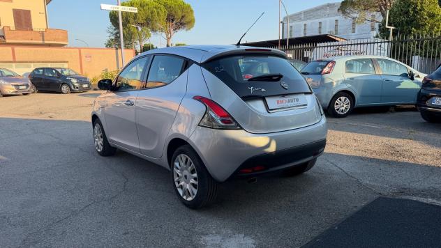 Lancia Ypsilon 1.2 69 CV - Foto 8