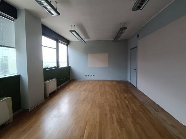Immobile di 279 m² con più di 5 locali in affitto a Sesto San Giovanni - Foto 5