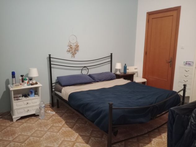 Pressi Via Umberto intero appartamento per studenti o studentesse €250 - Foto 3