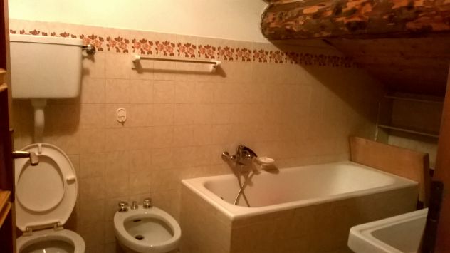 mansarda in zona tranquilla, soleggiata e panoramica - Foto 5