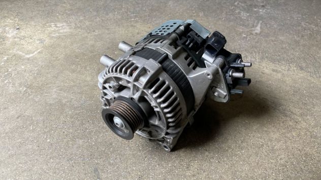 Alternatore Ford Fiesta Hybrid 1.0 Ecoboost del 2024 (L1TA-11238-BC) - Foto 2