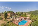 Rustico / Casale di 700 m² con più di 5 locali in vendita a Pienza