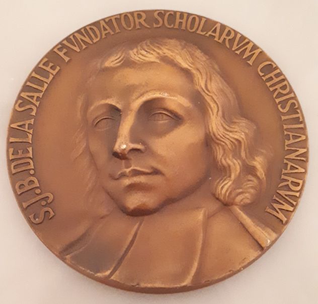 Medaglia S.J.B. DE LA SALLE FVNDATOR SCHOLARVM CHRISTIANARVM 1937. - Foto 7