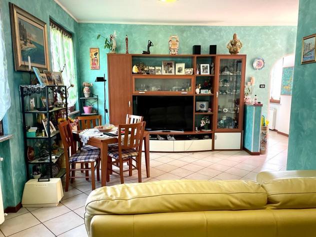 zzt115 - ampio trilocale balconato ed autonomo vostro con 402 € mensili - Foto 5