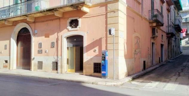 V000711 - Locale Commerciale - Artigianale