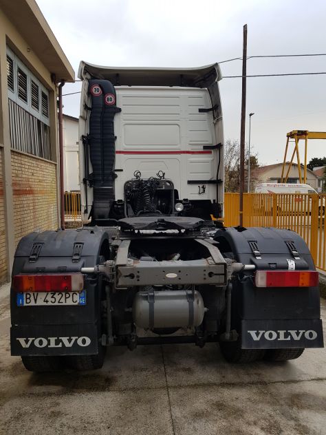 Autocarro USATO VOLVO FH460 E3 - Foto 4