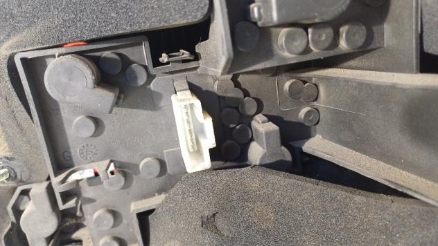 STOP FANALE POSTERIORE SINISTRO PEUGEOT 407 Berlina 6350GC DW10BTED4 (04) - Foto 3
