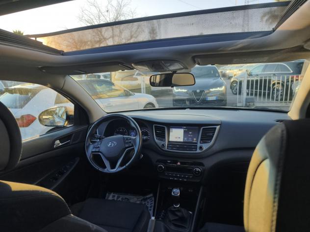 HYUNDAI TUCSON 1.6CRDI 116CV XTECH TETTO APRIBILE - Foto 10