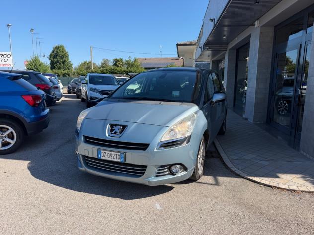 Peugeot 5008 2.0 Diesel 7 posti - Foto 3