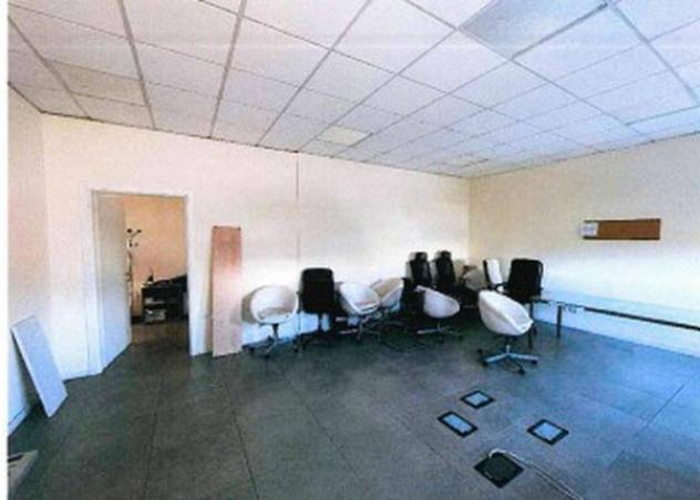 Immobile in asta di 605 m² con più di 5 locali in vendita a Arese - Foto 4