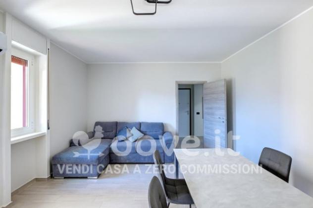 Appartamento di 90 m² con 3 locali e box auto in vendita a Luino - Foto 3