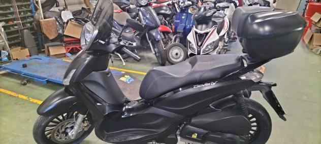 Piaggio - BEVERLY 300 I.E. - Km. 20, Euro 2600