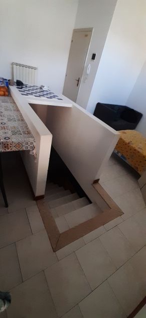 Affittasi ampio e luminoso monolocale con tavernetta - Foto 4