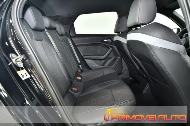 AUDI A1 SPB 40 TFSI S tronic S line edition rif. 20435875 - Foto 3
