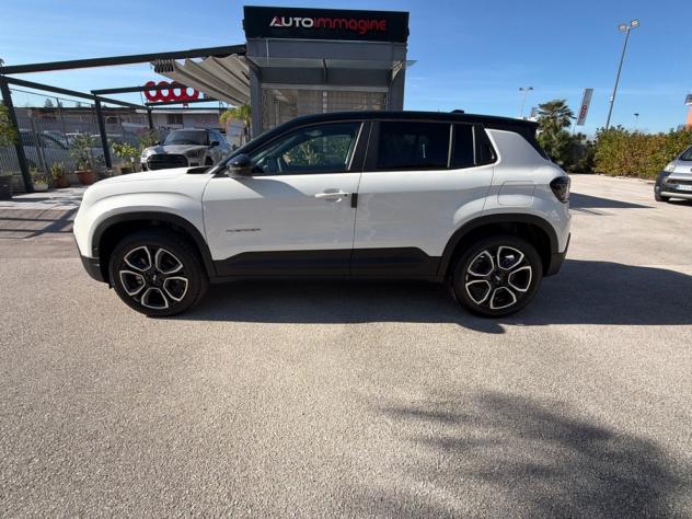 Jeep Avenger Avenger 1.2 turbo e-hybrid mhev Summit fwd 110cv edct6 - Foto 3