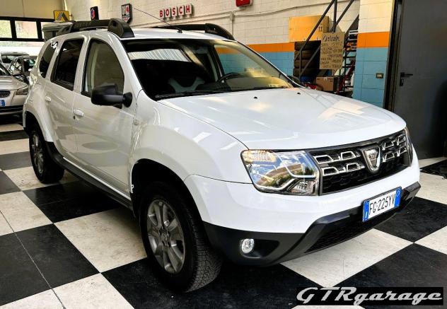 DACIA - Duster - 1.6 115 CV S&S 4x2 SS Laur. Fam. - Foto 3