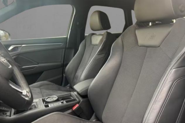 AUDI Q3 35 TDI S line edition rif. 23758260 - Foto 5