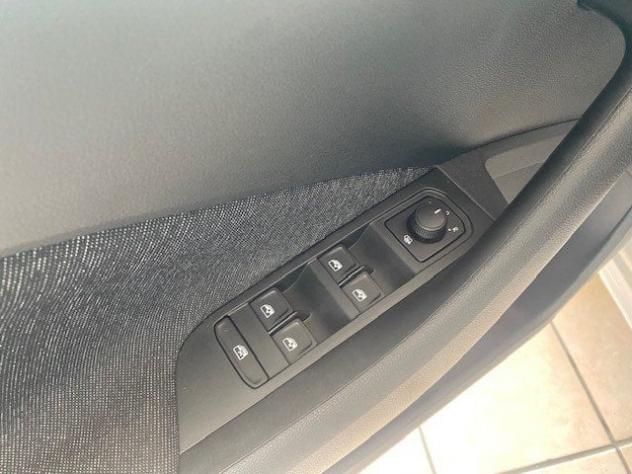 Škoda Kamiq 1.5 TSI 150cv Style - Foto 6