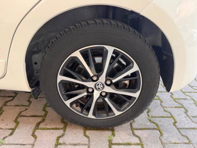 TOYOTA Yaris 1.5 5 porte Active rif. 24162710 - Foto 7