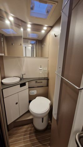 Camper Semintegrale Blucamp Ocean 525 2025 - Foto 9