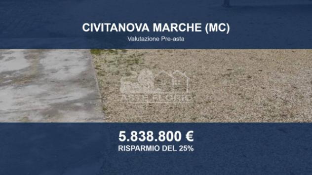 Immobile in asta di 600 m² con più di 5 locali in vendita a Civitanova Marche