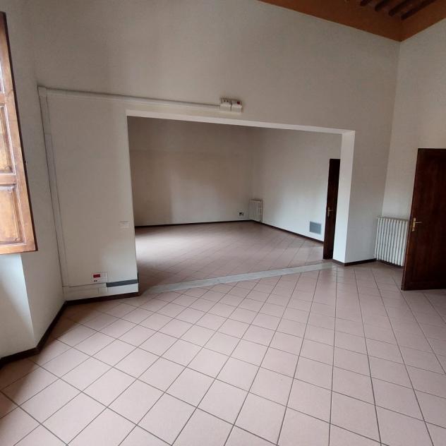 UFFICIO di 5 vani e di 170 mq (AREZZO) rif. U1 - Foto 4