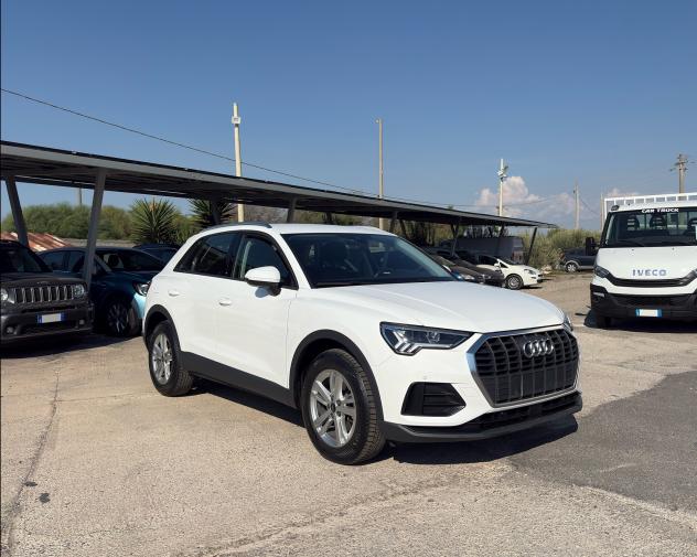Audi Q3 35 TDI S tronic Business - Foto 3