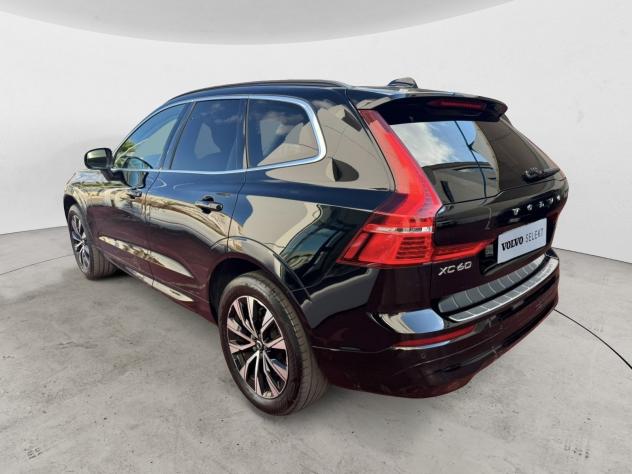 Volvo XC60 B4 179+14 CV Mild Hybrid Diesel Automatica Core - Foto 7