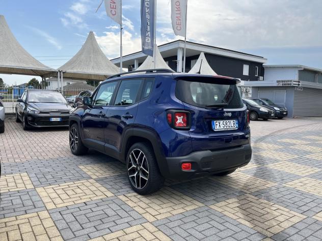Jeep Renegade 1.3 T4 DDCT 150cv Longitude - Foto 3