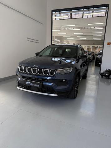 Jeep Compass 1.3 Turbo T4 190 CV PHEV AT6 4xe Limited - Foto 2