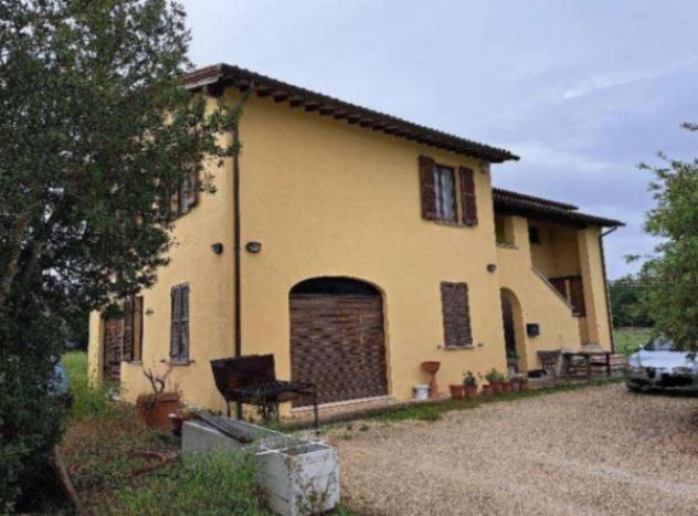 Immobile in asta di 156 m² con più di 5 locali e box auto in vendita a Cannara - Foto 12