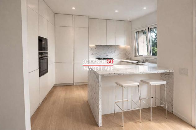 V000836 - NUOVO ATTICO, APE A4, CON ROOF TOP E GARAGE - Foto 5
