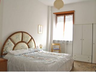 STANZA SINGOLA VICINO AL CENTRO
