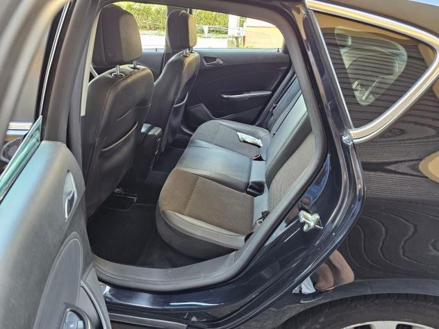 Opel Astra 1.4 Turbo 140 CV Cosmo Euro 5 - Foto 9