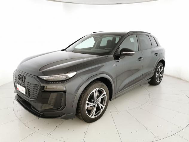 Audi Q6 e-tron S line edition quattro 387cv - Foto 6