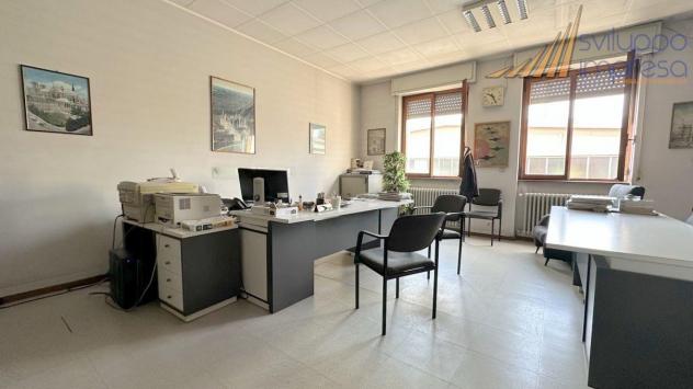 PALAZZINA UFFICI IN VENDITA A BRESSO - Foto 5