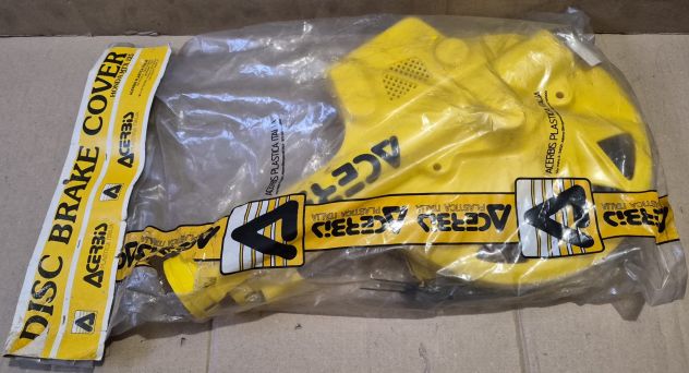 51-38 COPRIDISCO ANTERIORE ACERBIS NUOVO per HONDA MTX 125 R - Foto 3