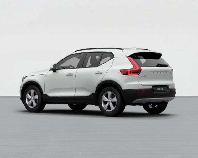 VOLVO XC40 ESSENTIAL B3 AUTO PREZZO PROMO FINO A FINE MESE rif. 23920882 - Foto 4