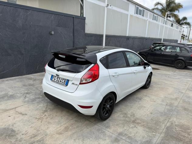 Ford Fiesta 1.5 TDCi 75CV 5 porte Black & White Edition - Foto 6