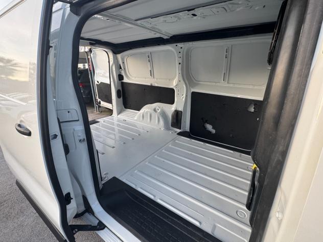 TOYOTA PROACE 3 POSTI IVA ESPOSTA - Foto 10