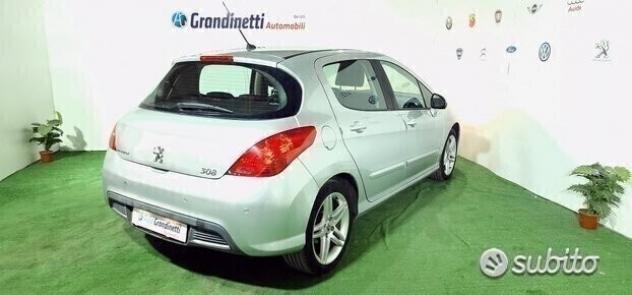PEUGEOT 308 1.6 hdi 110cv nov 2010 - Foto 4